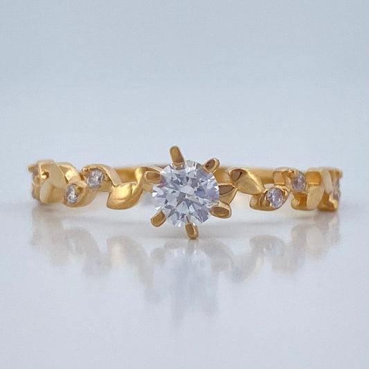Anillo Solitario Hojas Intercaladas 1.7gr / T7 1/4 / Oro Amarillo 18K &