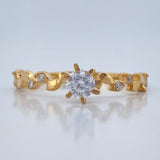 Anillo Solitario Hojas Intercaladas 1.7gr / T7 1/4 / Oro Amarillo 18K &