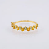 Anillo Zafiros Verdes Amarillos 90pts 1.75gr / T7 1/2 / Oro Amarillo 18K ©