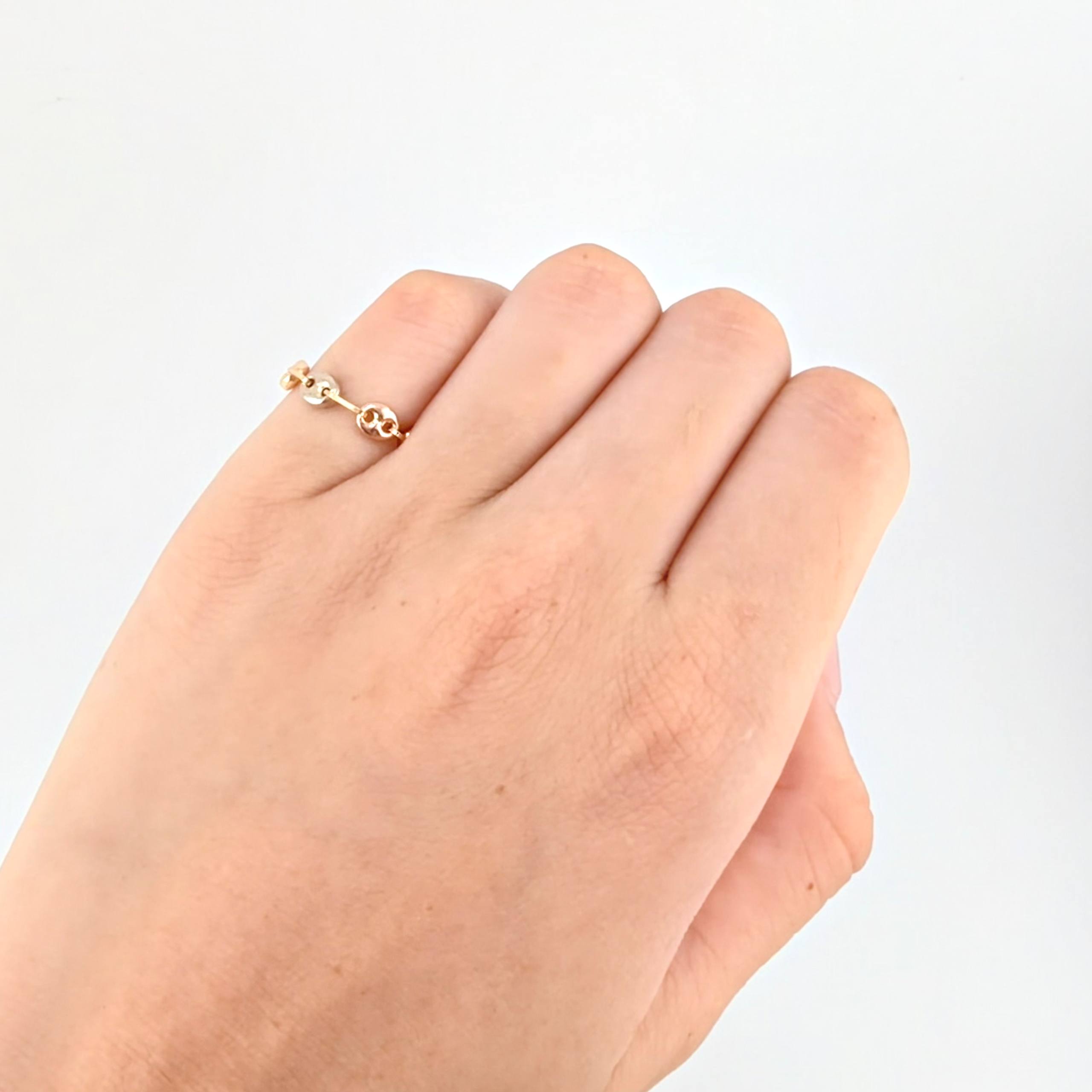 Anillo Gc 0.8gr / T4 1/2 - T4 3/4 / 4mm Tres Oros 18K ©