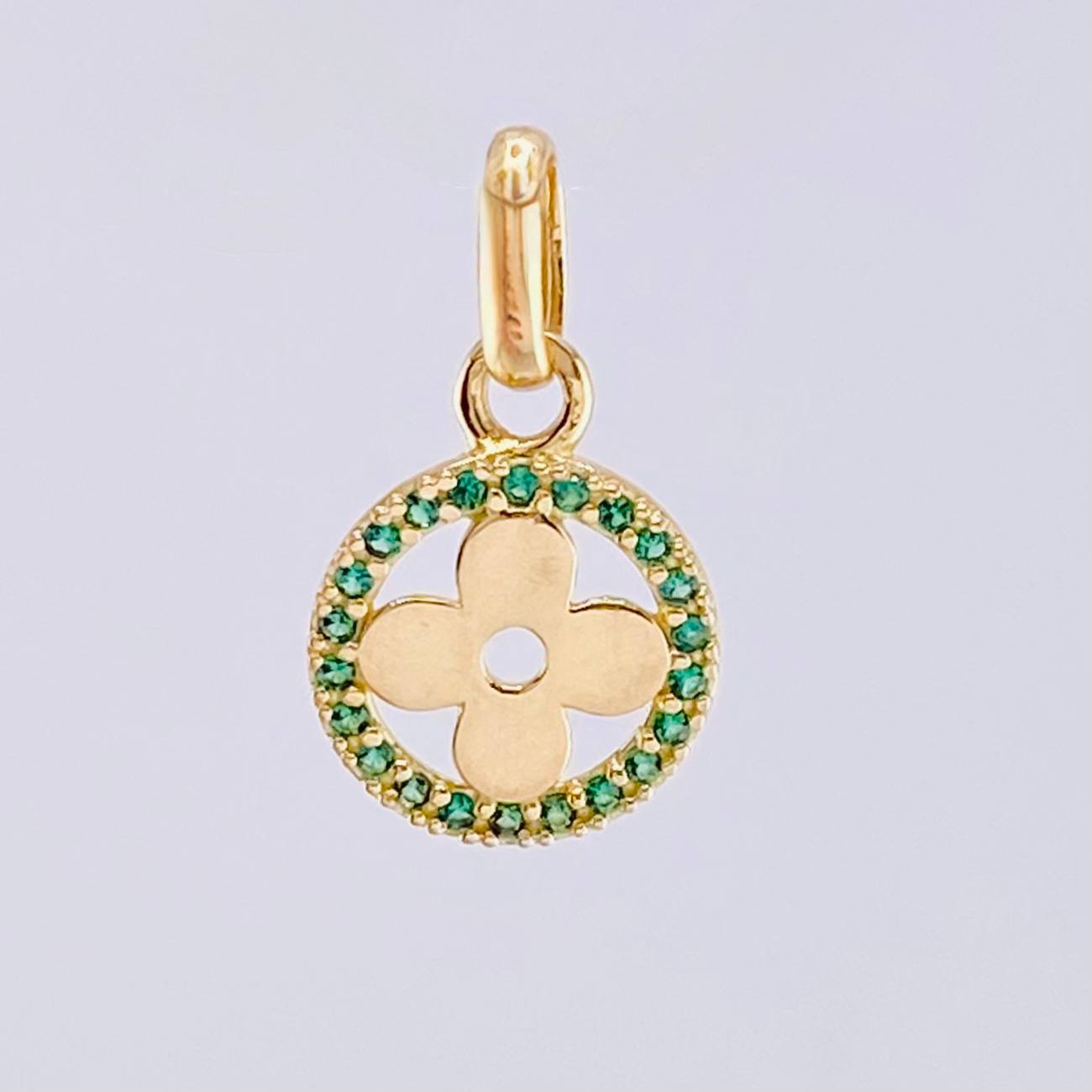 Clover Hoop Pendant 1.25gr / 3/4 in / Yellow Gold 18K *