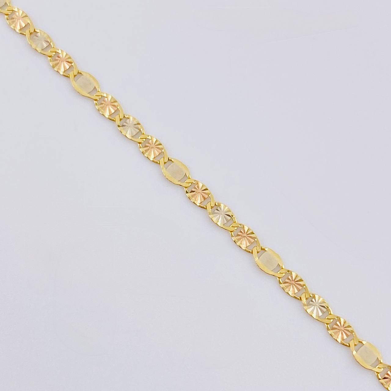 Cadena Escalera Plana Diamantada 2.3 g / 17 3/4 in / 2.2 mm Tres Oros 18K