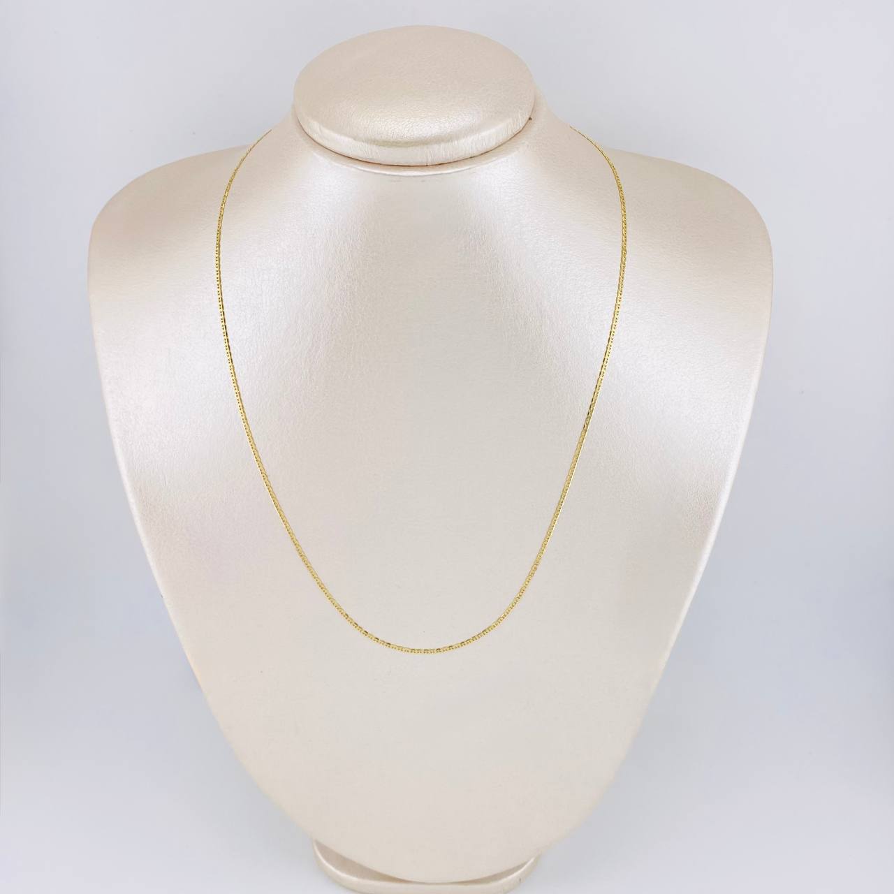 Flat Mariner Chain 1.75 g / 17 3/4 in / 1.4 mm 18K Yellow Gold