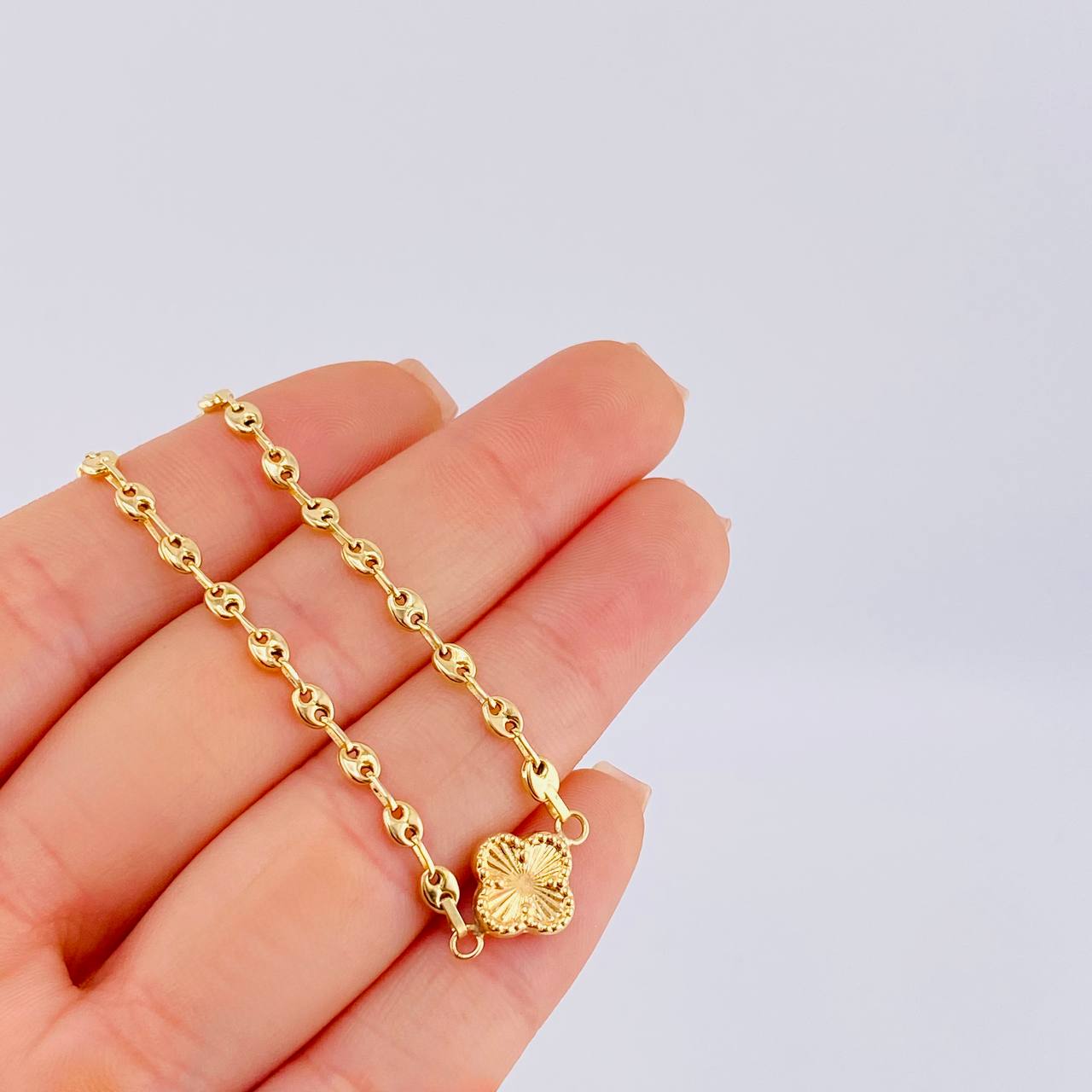 Gc Bracelet Clover Charm 2.4 g / 7 1/4 in / 3.1 mm 18K Yellow Gold