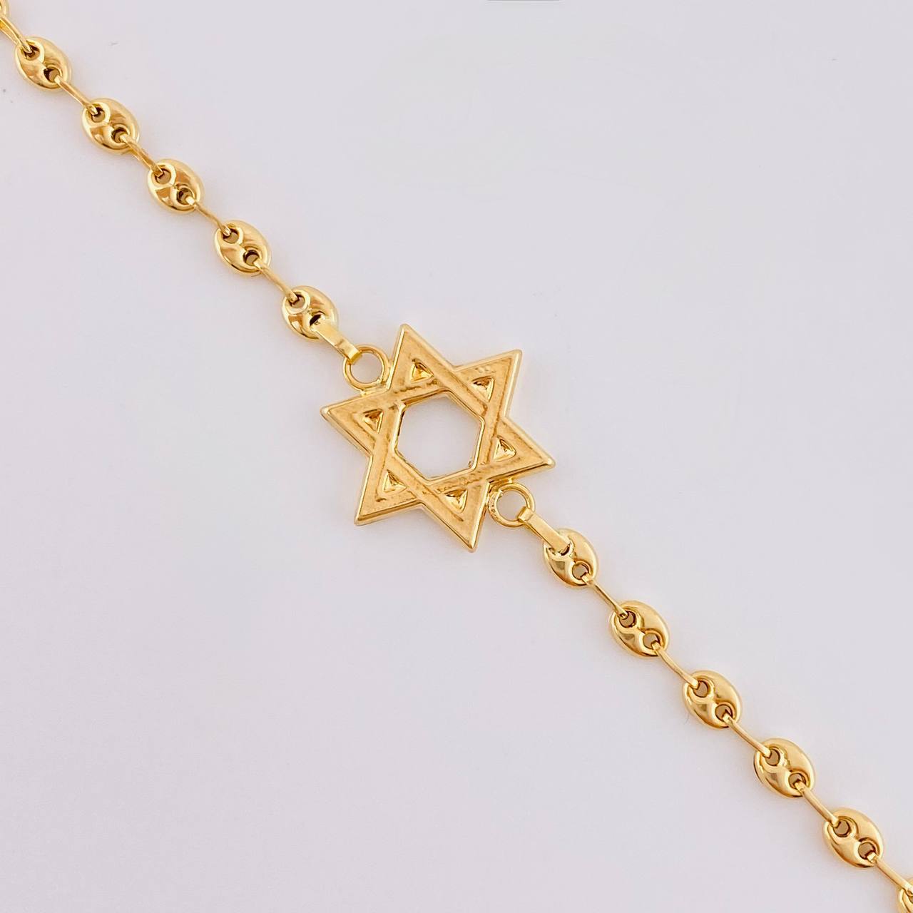 Pulso Gc Herraje Estrella De David 2.4 g / 6 1/4 in / 3.1 mm Oro Amarillo 18K