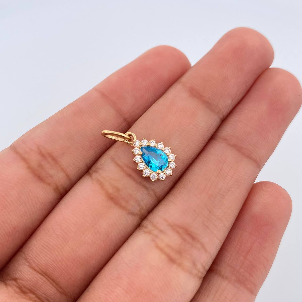 Dije Halo Gota 0.75gr / 1/2 in / Oro Amarillo 18K &