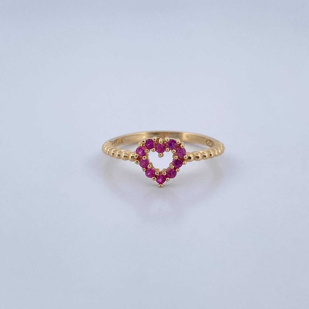 Heart Silhouette Ring 1.65gr / Size 6 / 18K Gold &