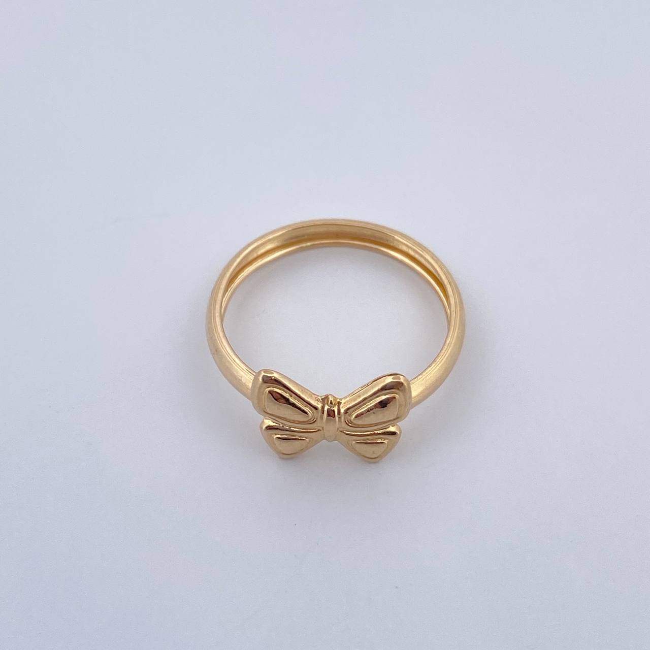 Butterfly Ring 1.05gr / Size 4 1/2 / 18K Gold &