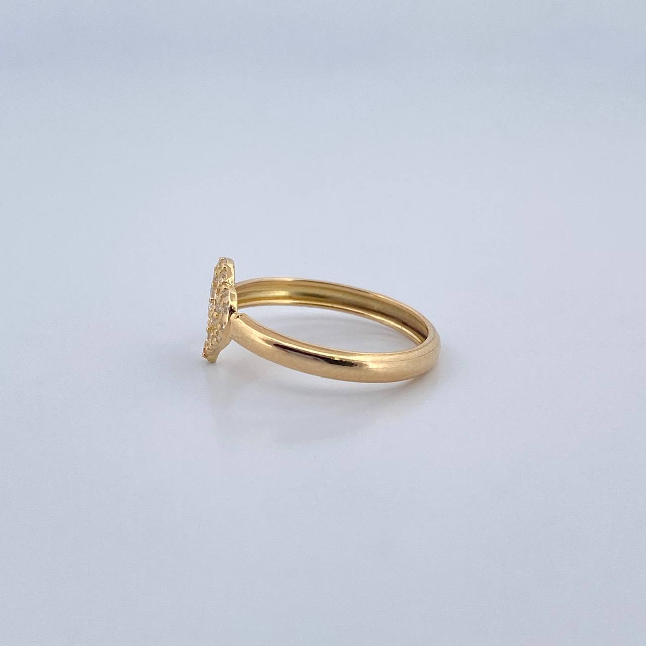 Heart Silhouette Ring 0.9gr / Size 4 3/4 / 18K Gold &