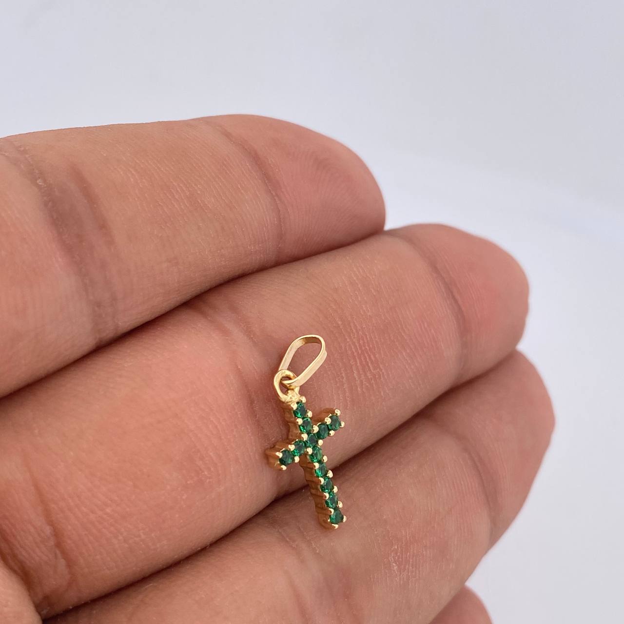Pendant Cross 0.85gr / 2cm / 18K Gold &