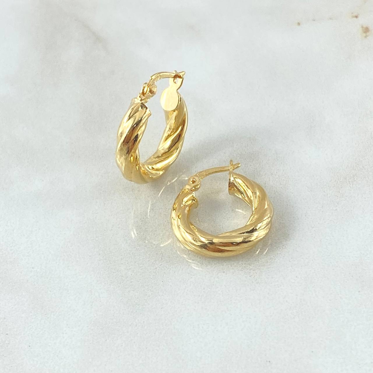 Candongas Sofi 1.3gr / 1.7cm / Oro Amarillo 18K *