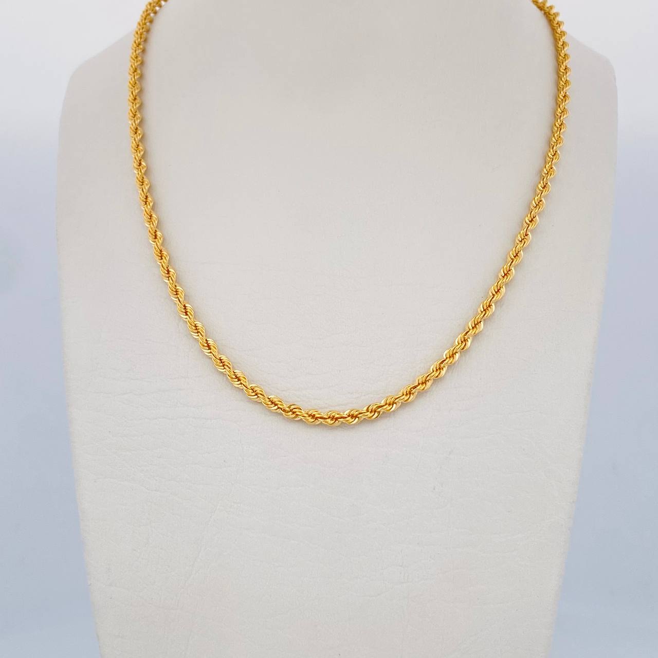 Rope Chain 5.3gr / 23 3/4 in / 18K Gold +3 &