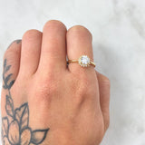Halo Flower Ring 2.6gr / T6 1/2 / 18K Yellow Gold