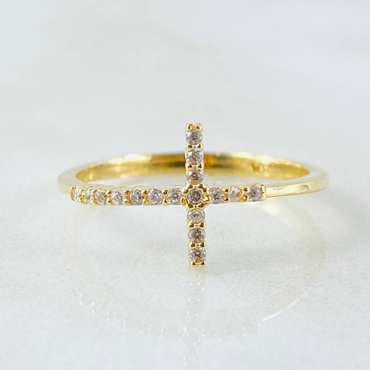 Cross Ring 1.55gr / Size 6 1/2 / 18K Gold