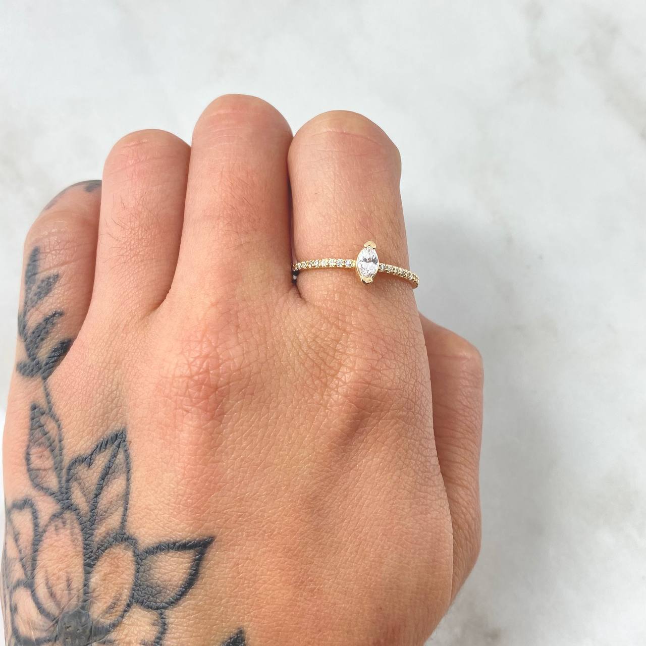 Anillo Ojiva de Olivo 1.55gr / T7 1/4 / Oro Amarillo 18K ©