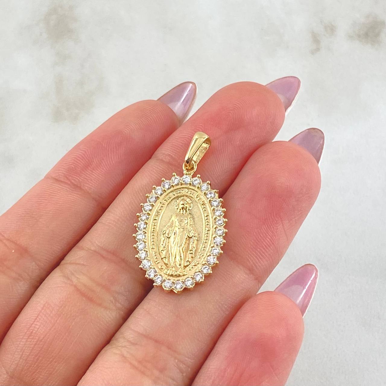 Dije Virgen Milagrosa 4.95gr / 1 1/4 in / Oro Amarillo 18K