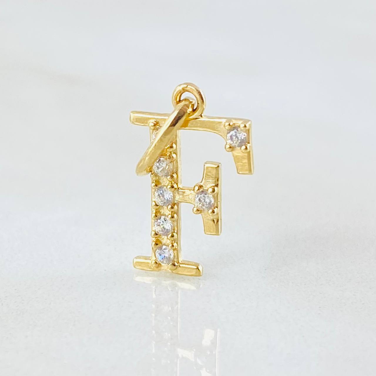 Pendant Letter F 0.75gr / 3/4 in / 18K Gold
