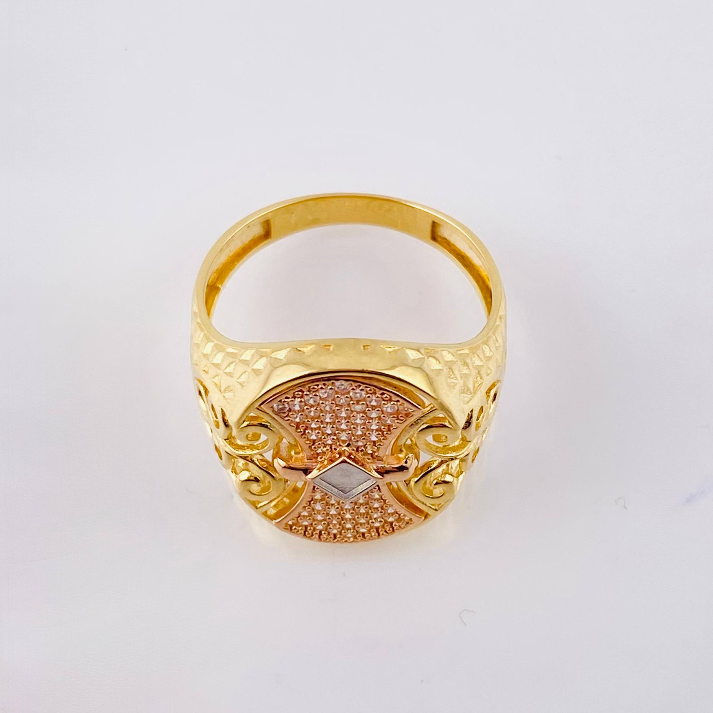 Anillo Escudo Vikingo 5.8gr / T10 1/2 / Tres Oros 18K ©