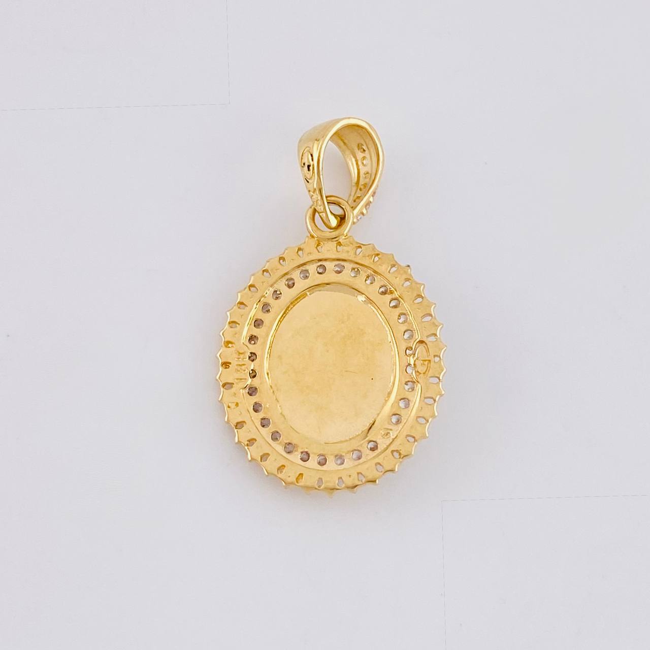 Pendant Virgin of Guadalupe 2.85g / 1 in Three Golds 18K