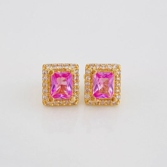 Stud Earrings Square Halo 2.55g / in / 7.1mm Yellow Gold 18K