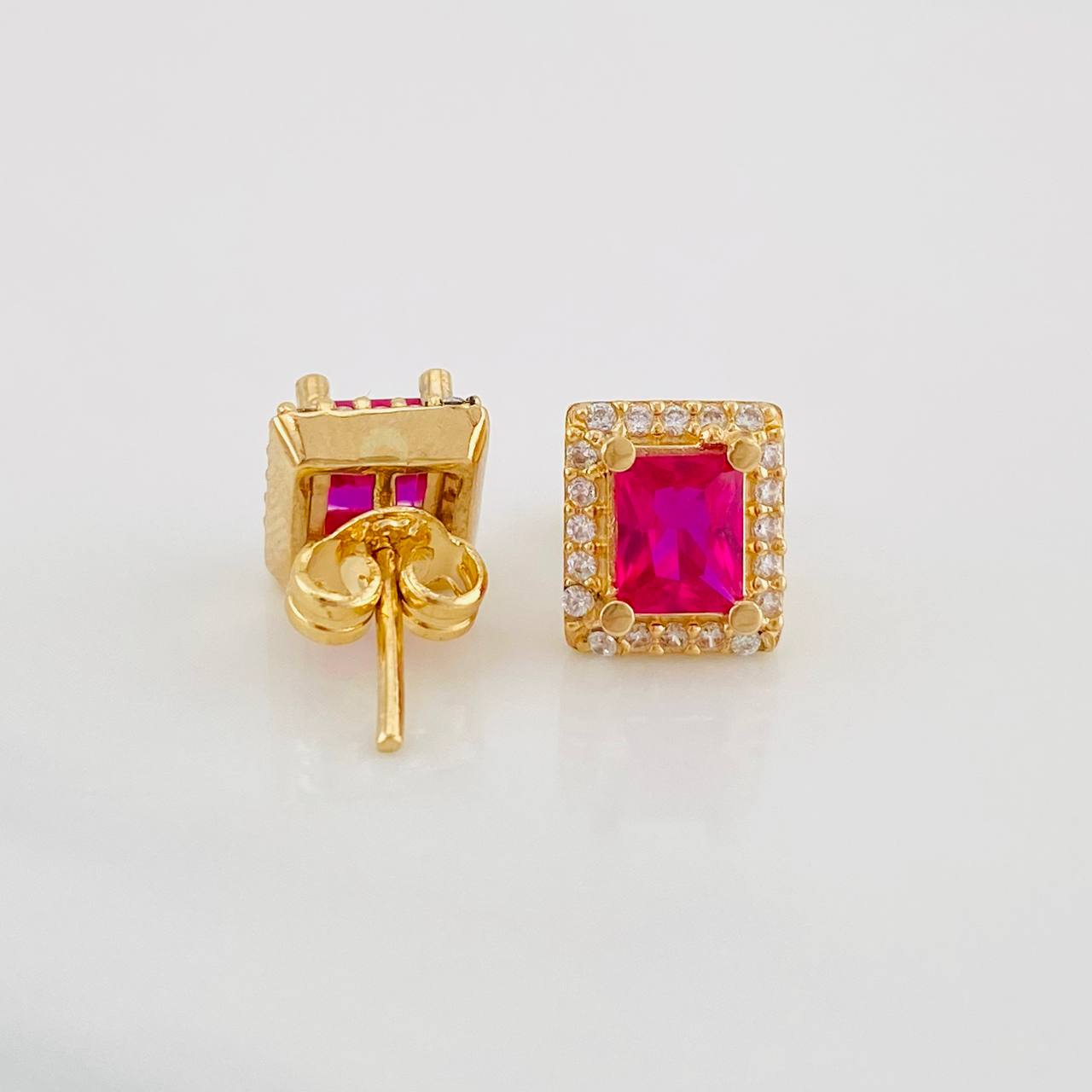 Stud Earrings Square Halo 2.6g / in / 7.17mm Yellow Gold 18K