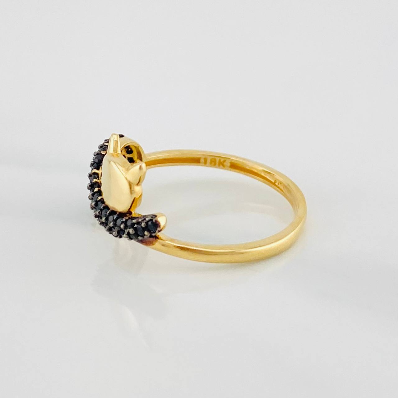 Cat Ring 1.95g / Size 6 1/4 Two-Tone Black Yellow 18K Gold