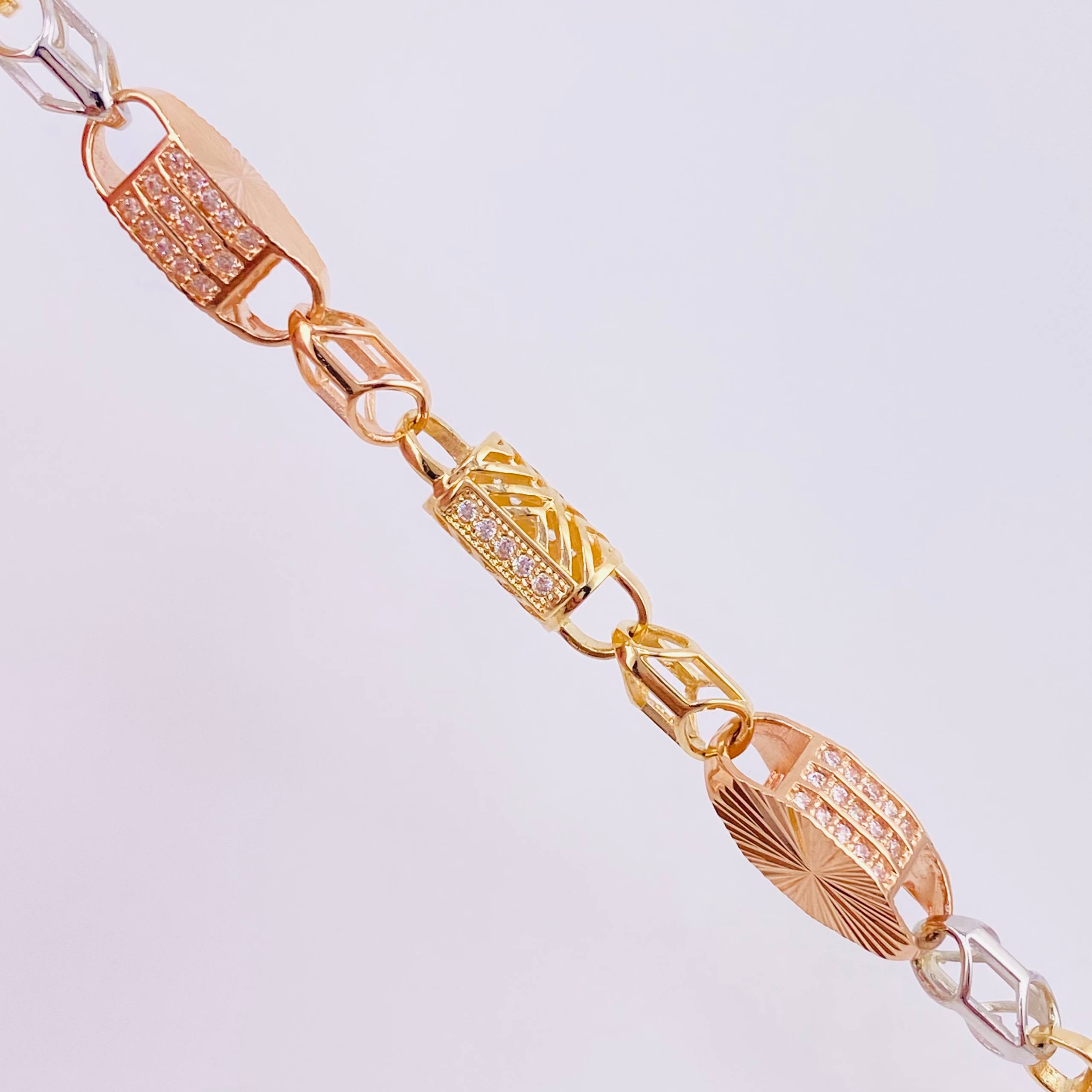 Cadena Rustico Cilindro Rectangular Diamantada 51.7g / 27 3/4 in / 5.5mm Tres Oros 18K