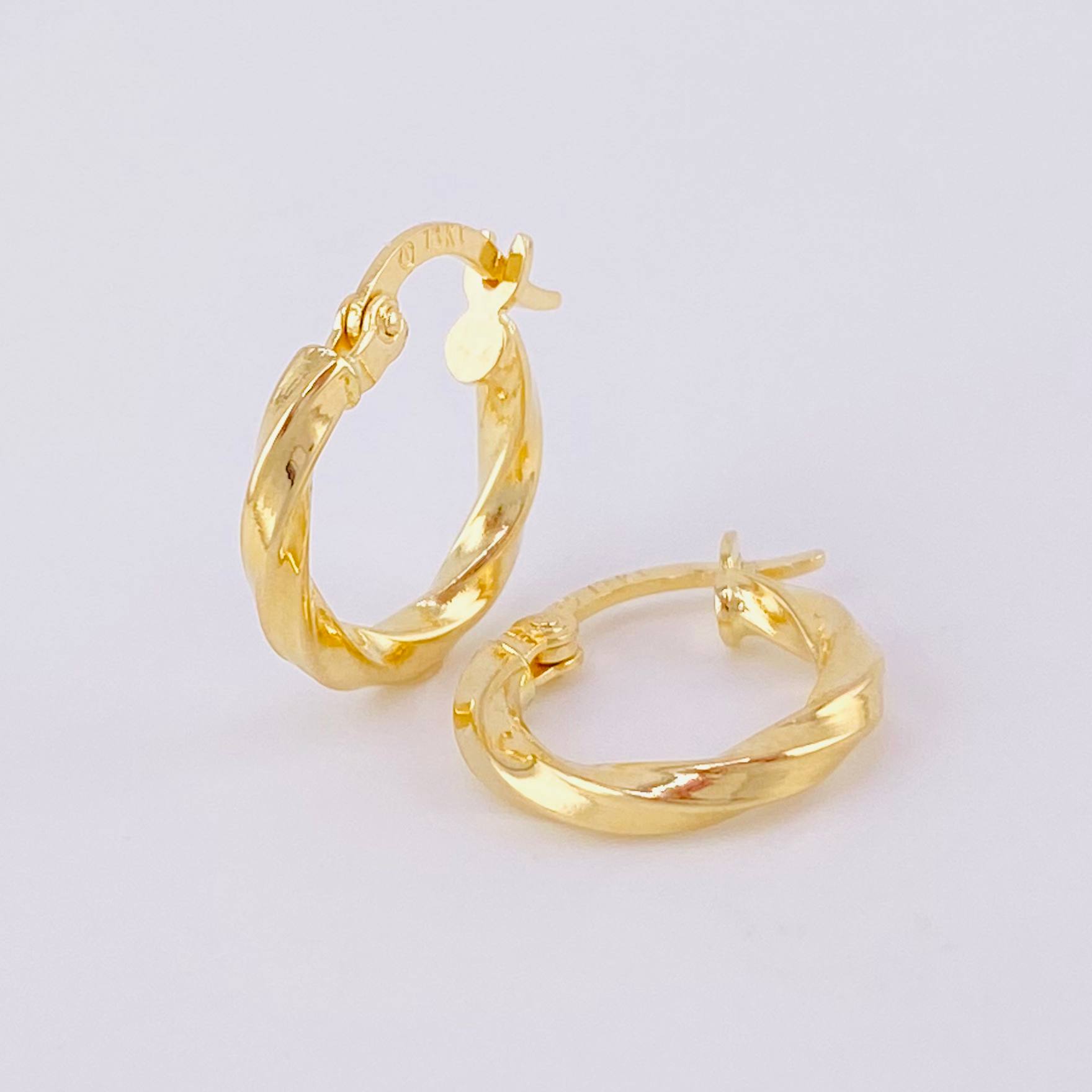 Candongas Bridget 1.1g / 3/4 in Oro Amarillo 18K