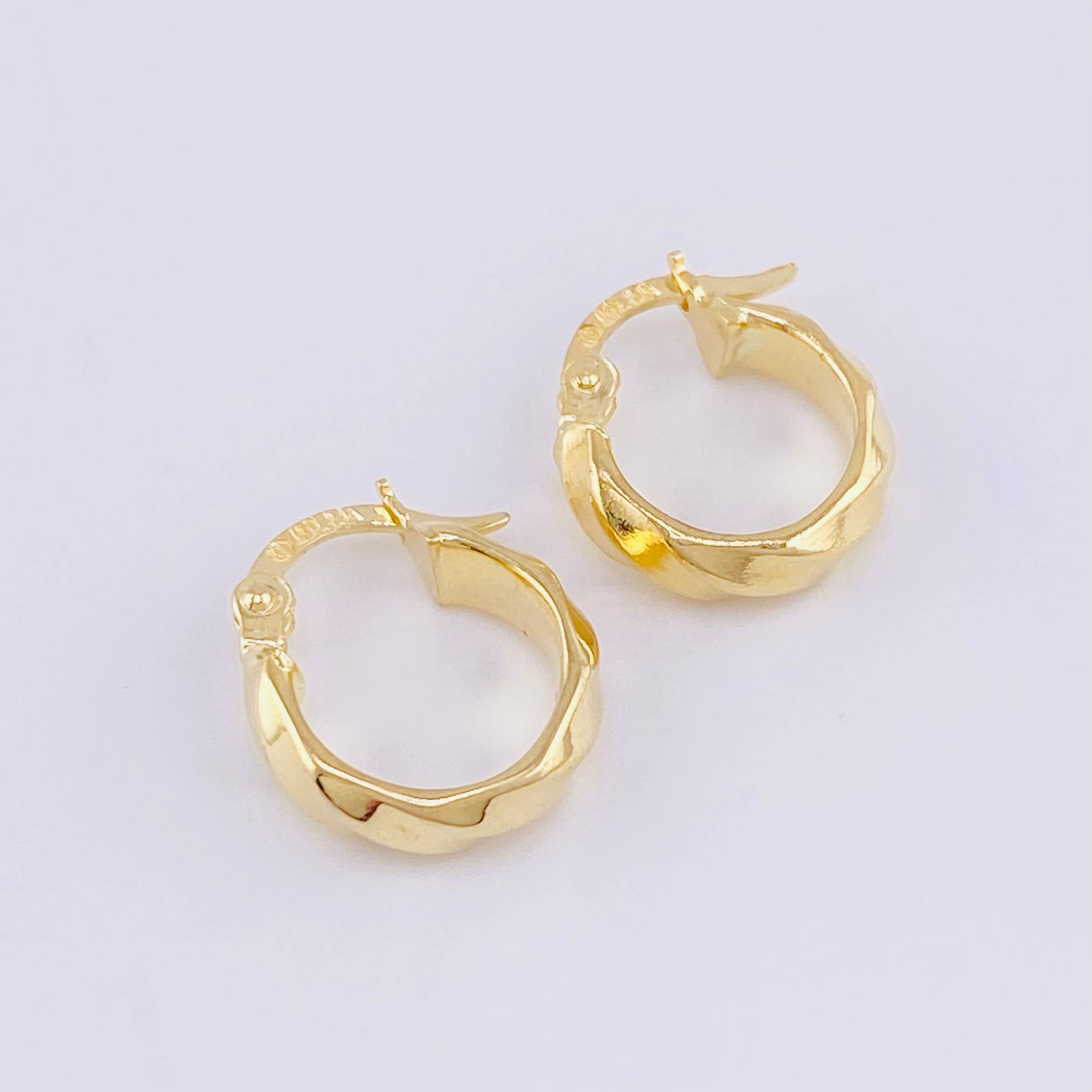 Candongas Nia 1.35g / 1.5cm Oro Amarillo 18K