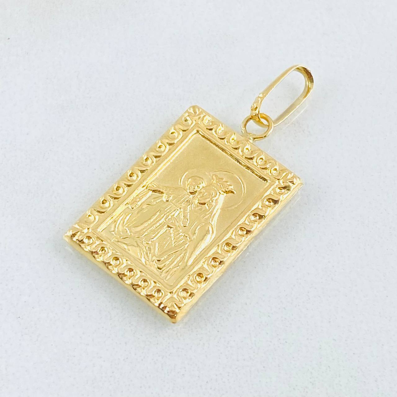 Dije Placa Doble Faz 1.7gr / 1 1/4 in / Oro Amarillo 18K ©