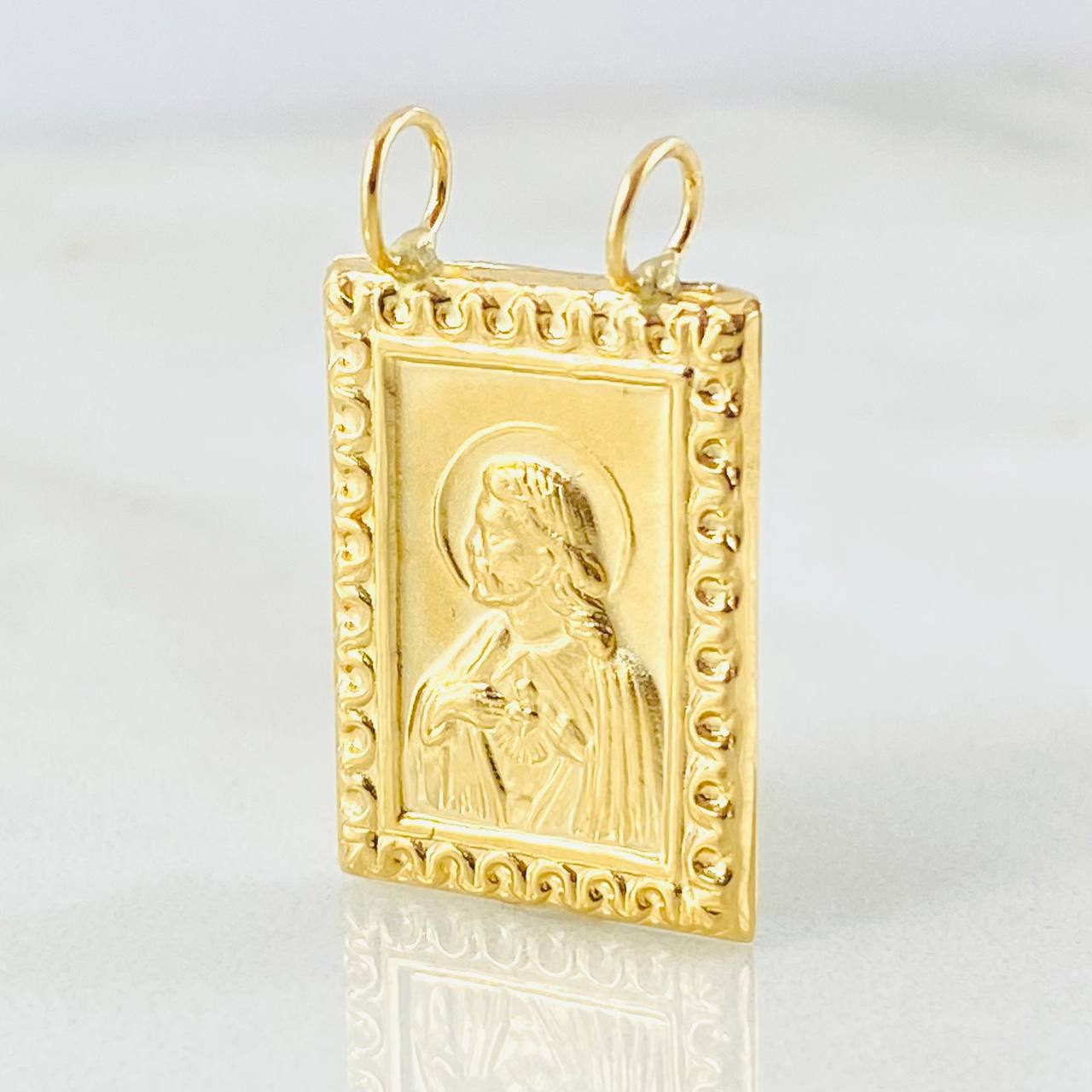 Dije Escapulario Corazon De Jesus 1.7gr / 1 in / Oro Amarillo 18K