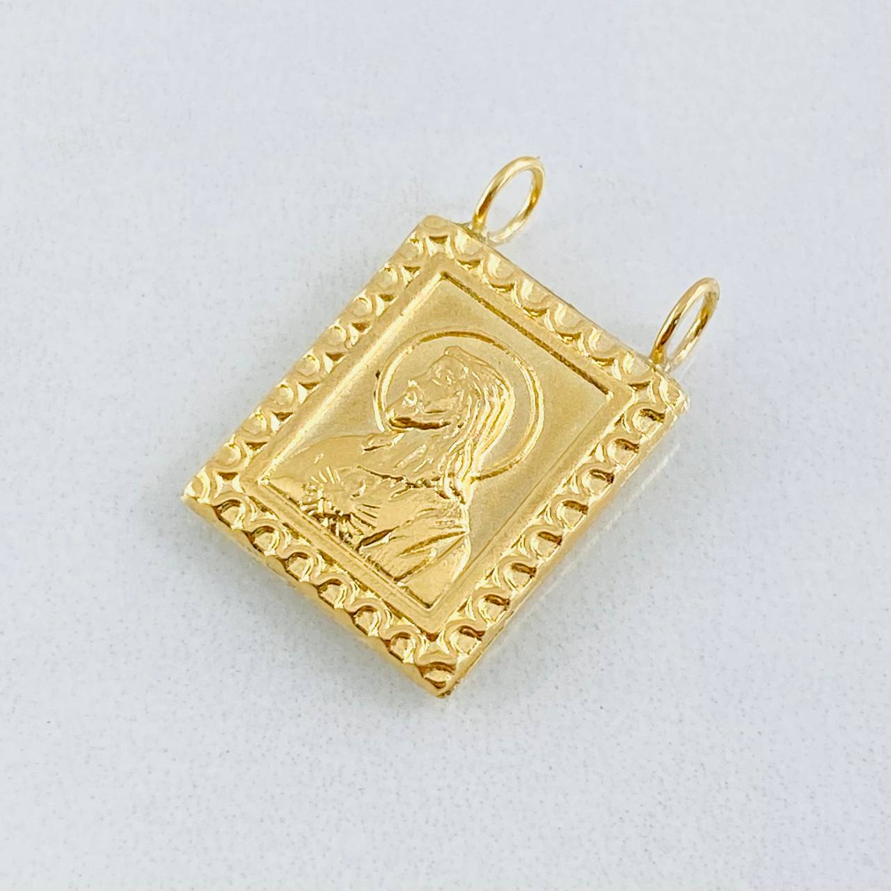 Dije Escapulario Doble Faz 1.3gr / 3/4 in / Oro Amarillo 18K ©