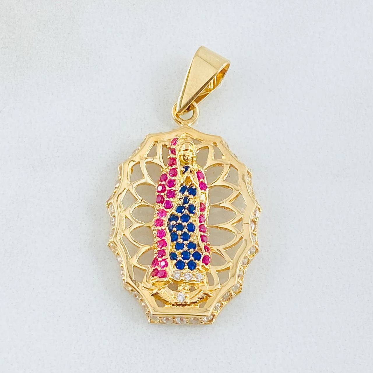 Dije Virgen Guadalupe 3.7gr / 1 1/4 in / Oro Amarillo 18K