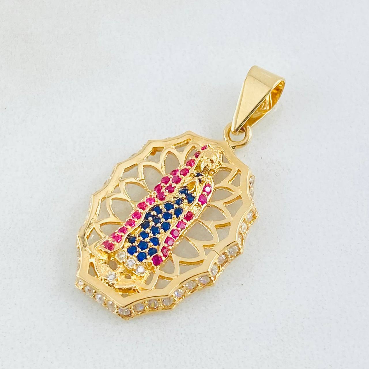 Dije Virgen Guadalupe 3.7gr / 1 1/4 in / Oro Amarillo 18K