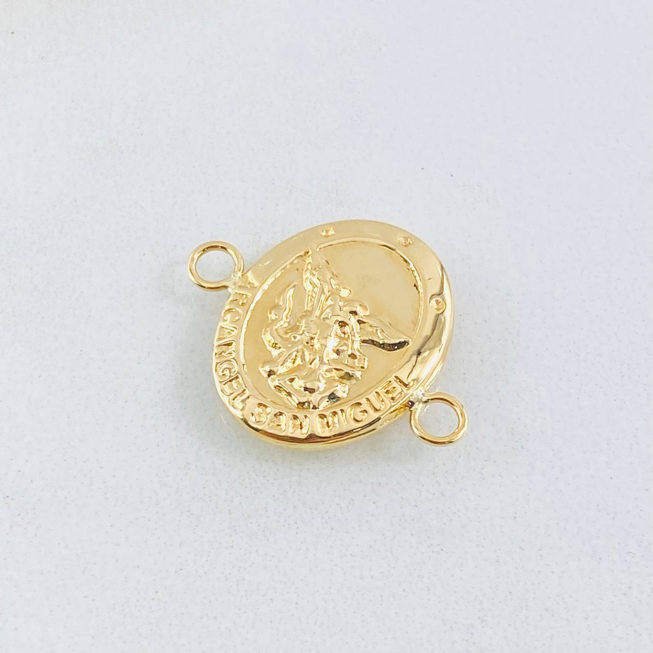 Herraje San Miguel Arcangel 1.2gr / 3/4 in / Oro Amarillo 18K