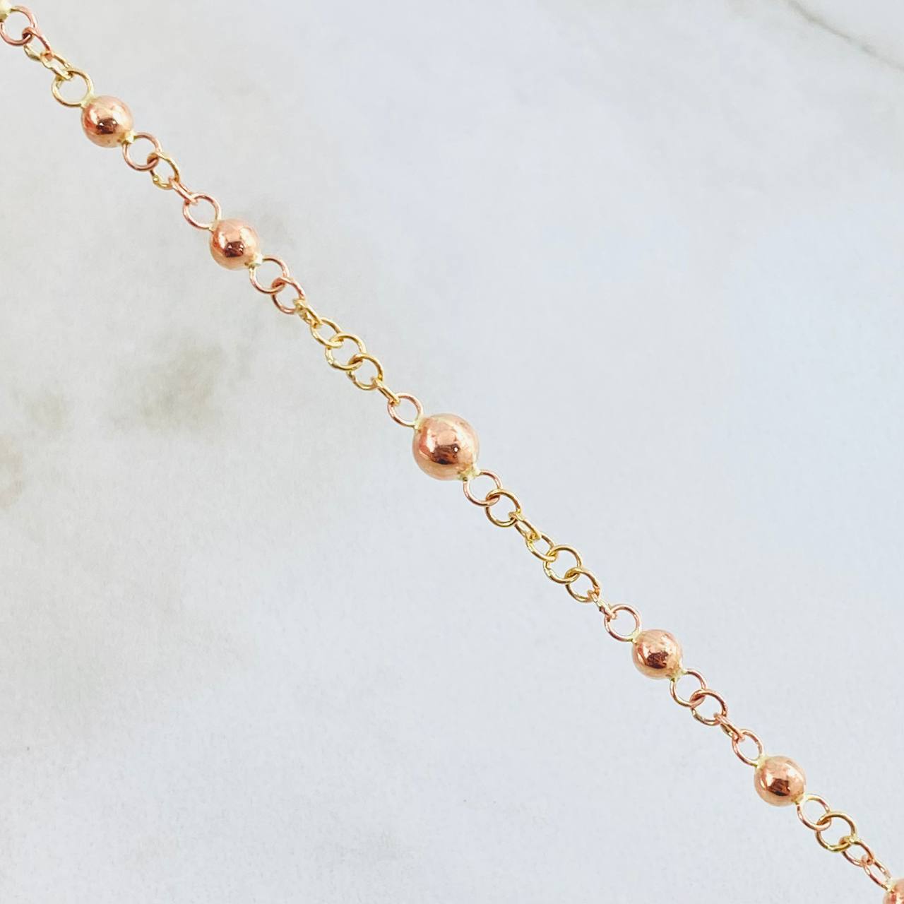 Rosario Virgen Milagrosa 6.55gr / 23 1/2 in / Oro Rosa 18K