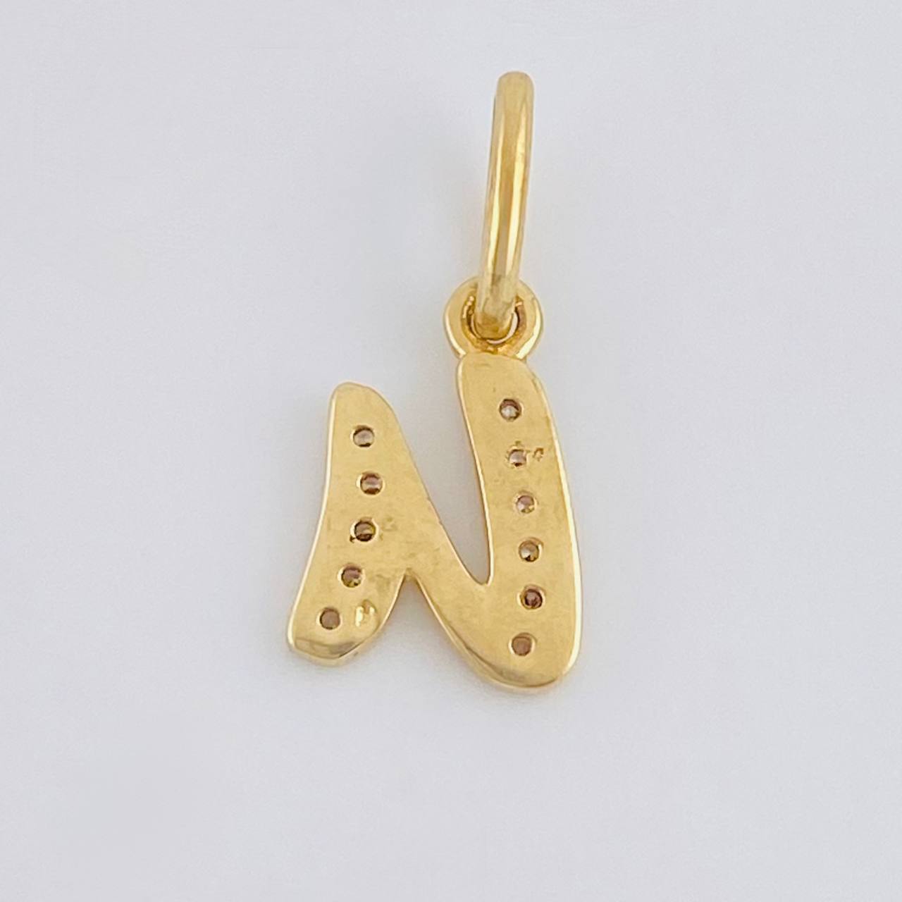 Dije Letra U Cursiva 0.75 g / 3/4 in Oro Amarillo 18K