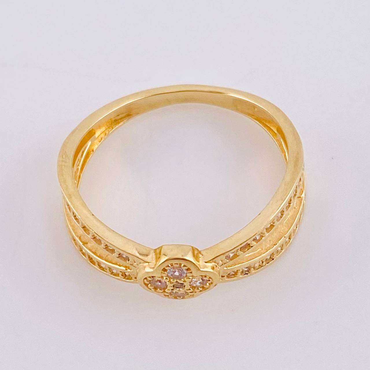 Clover Ring Infinite Ribbon 2.95 g / T7 1/4 Yellow Gold 18K