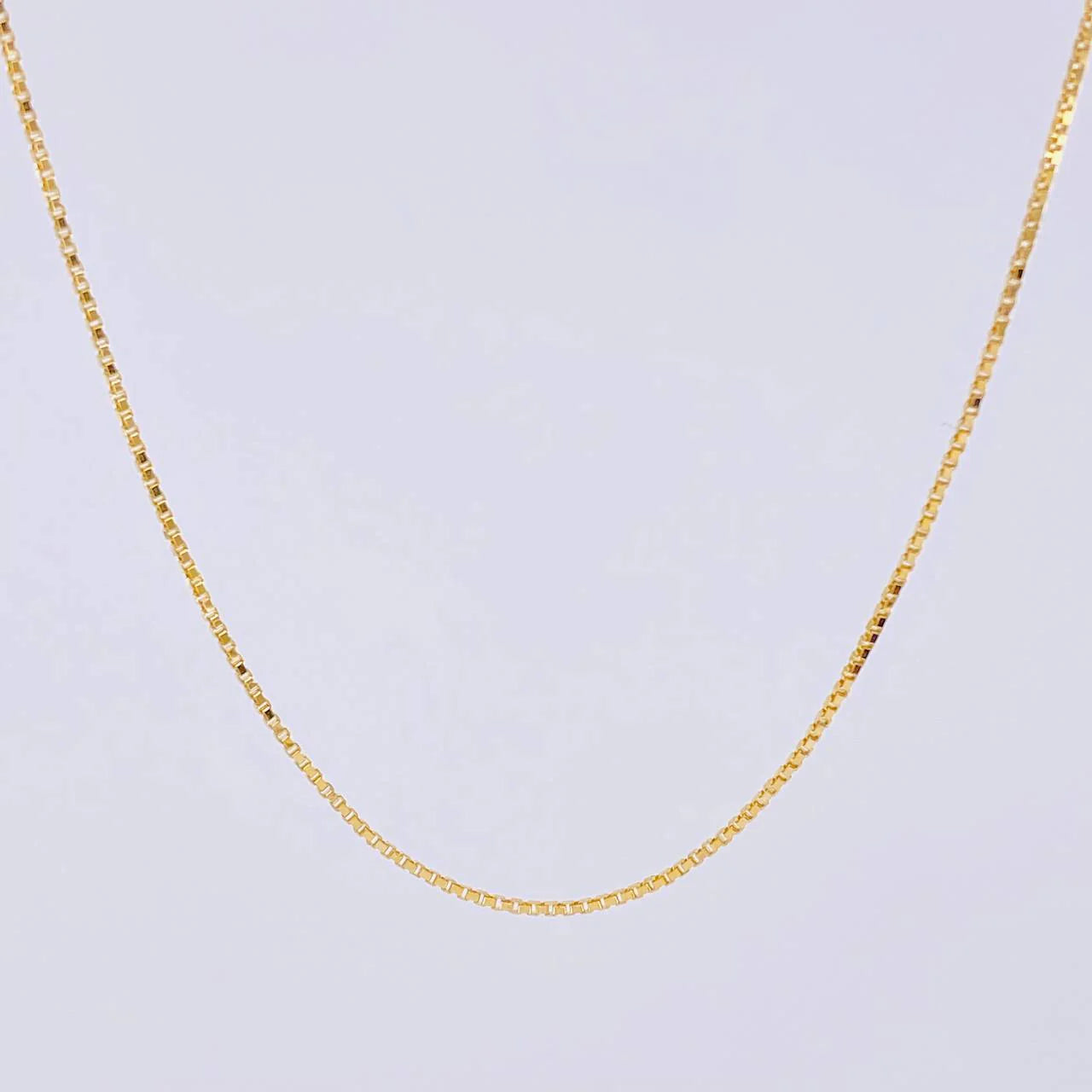 Cadena Veneciana 3g / 24 in / 0.9mm Oro Amarillo 18K