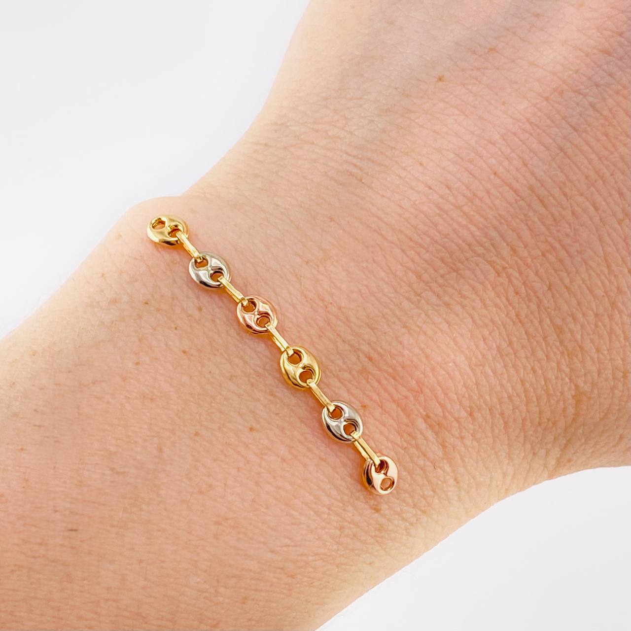 Charm Retazo Gc 0.5 g / 1 3/4 in Three Golds 18K