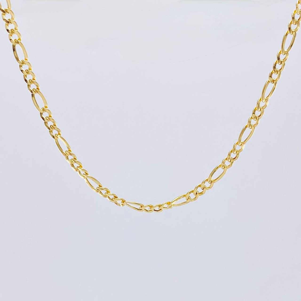 Cadena Figaro 2.2g / 45cm / 2.6mm Oro Amarillo 18K