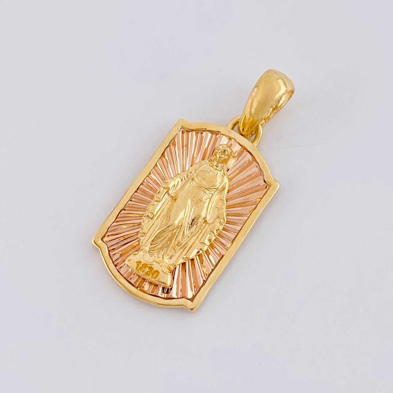 Pendant Virgin of the Miraculous 5.25g / 1 1/4 in Two-Tone Yellow Rose Gold 18K