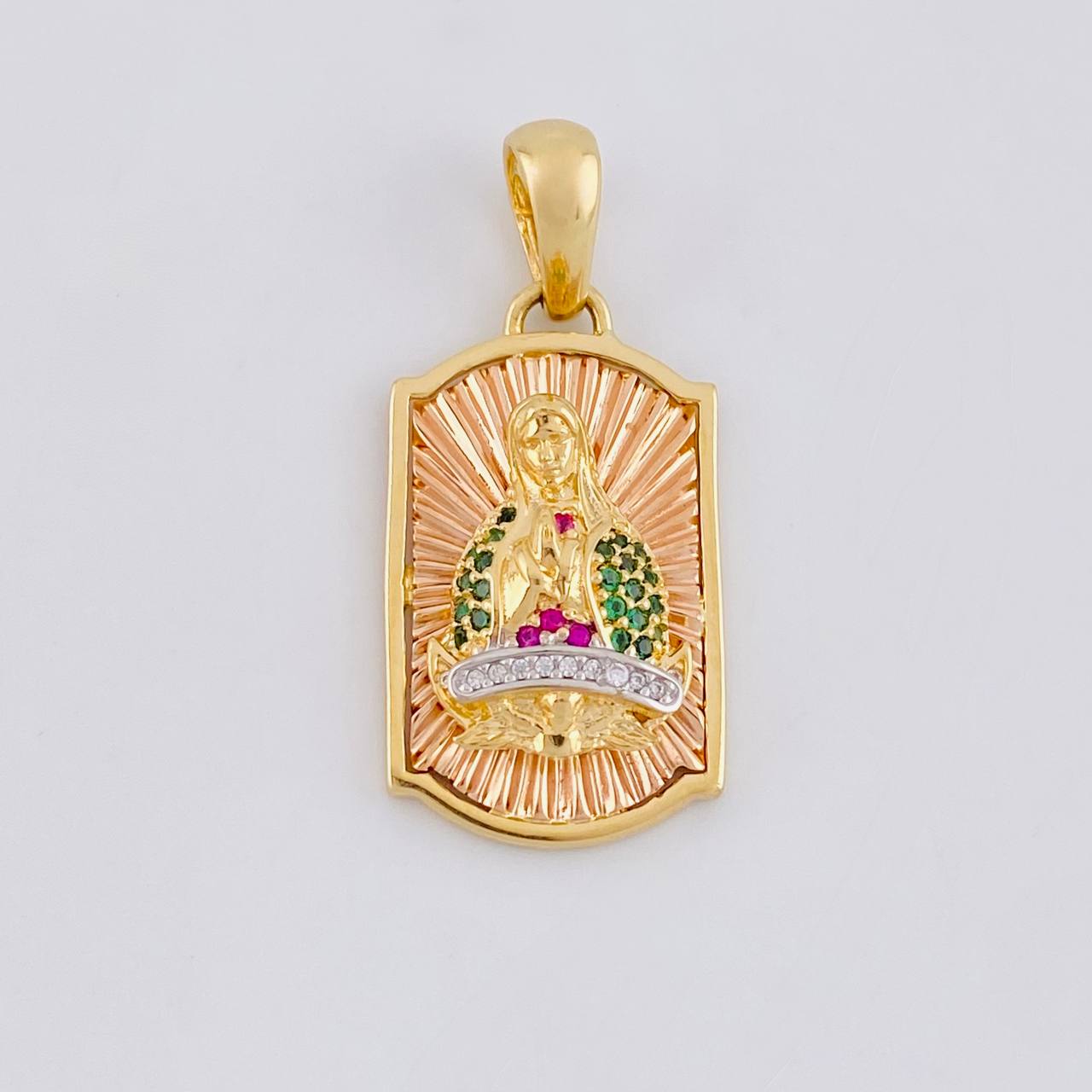 Dije Placa Virgen Guadalupe 6.3g / 1 1/4 in Tres Oros 18K