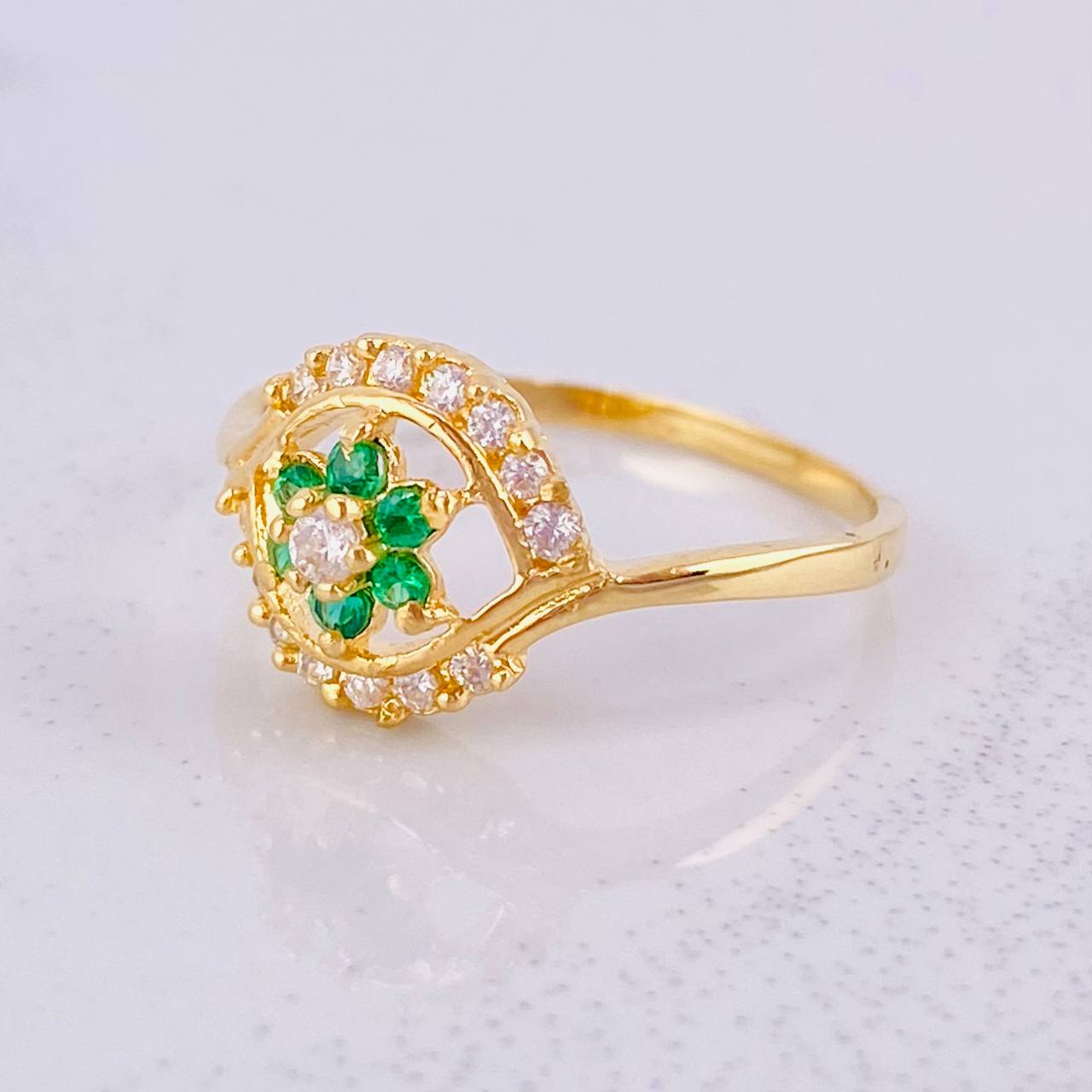 Eye Flower Ring 2.3g / T7 1/4 Yellow Gold 18K