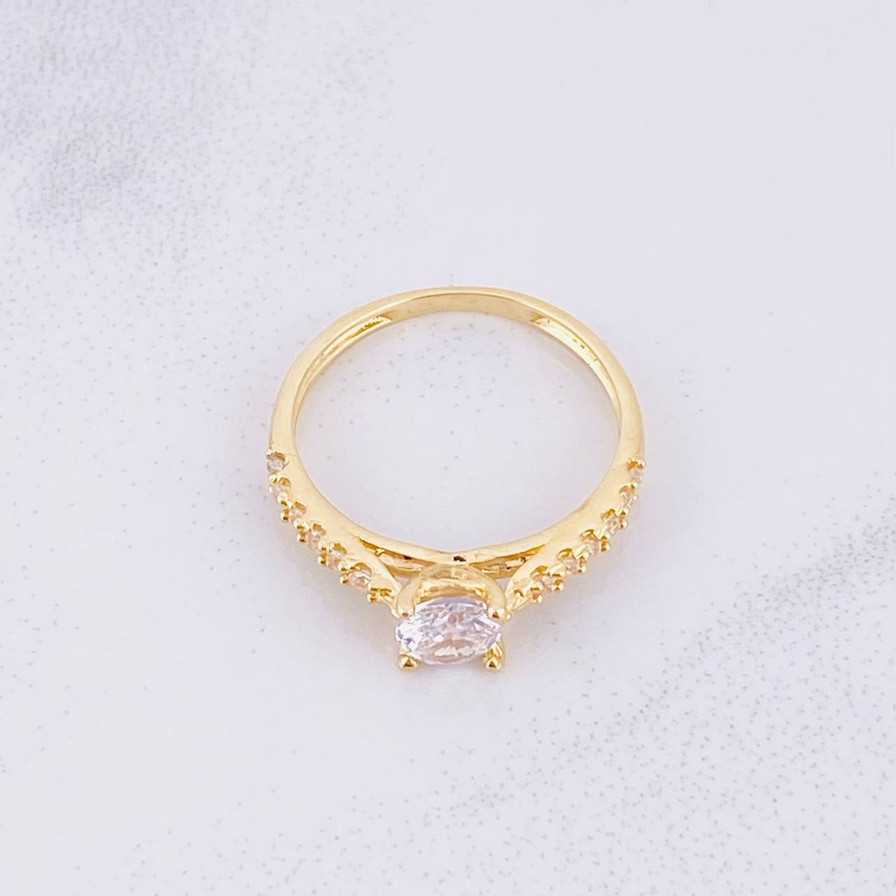 Solitaire Dense Ring 2.75g / T7 1/2 Yellow Gold 18K