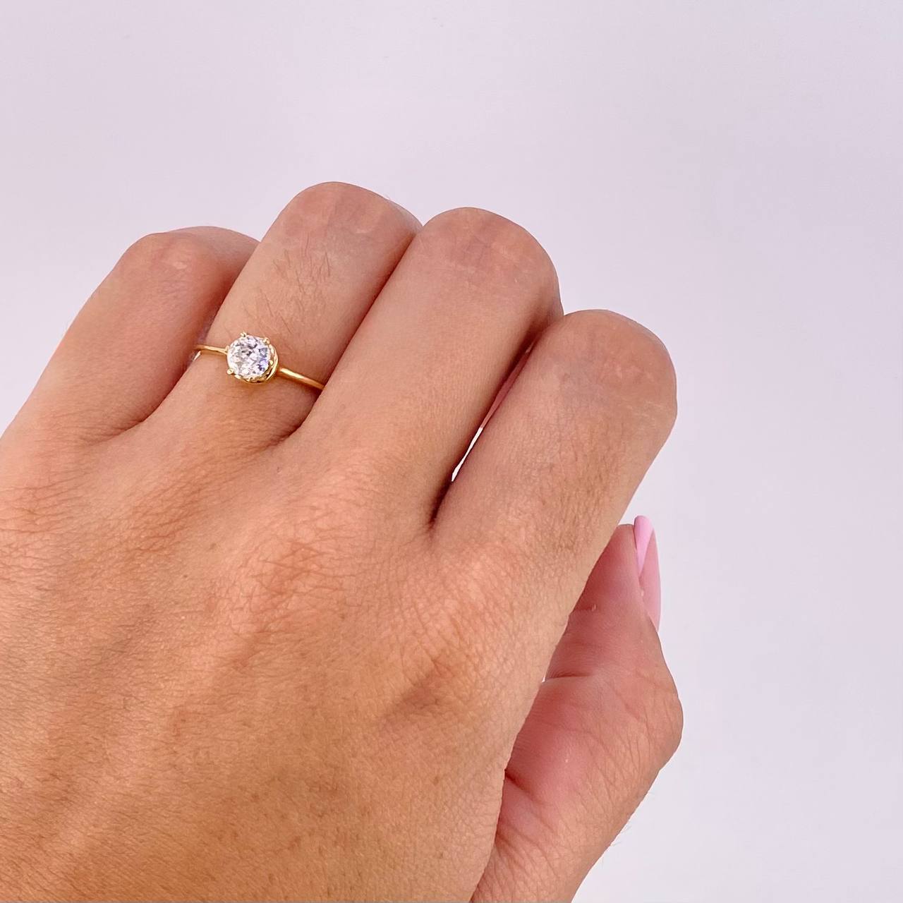 Central Stone Ring 2.25g / T6 Yellow Gold 18K