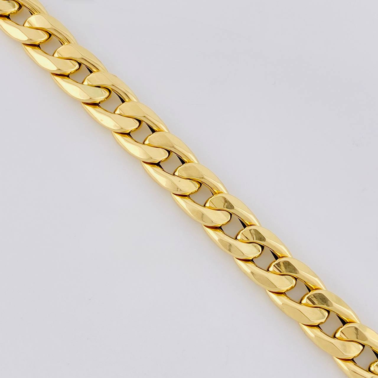 Pulso Cubano 10g / 8 1/4 in / 9.1mm Oro Amarillo 18K