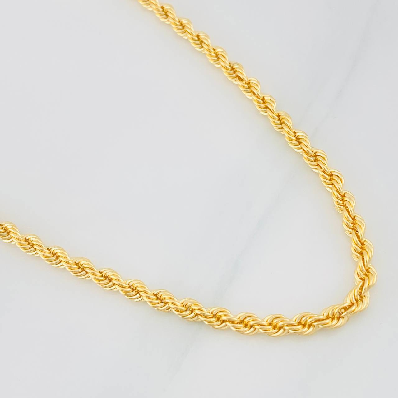 Cadena Lazo 8.6g / 24 in / 3.2mm Oro Amarillo 18K