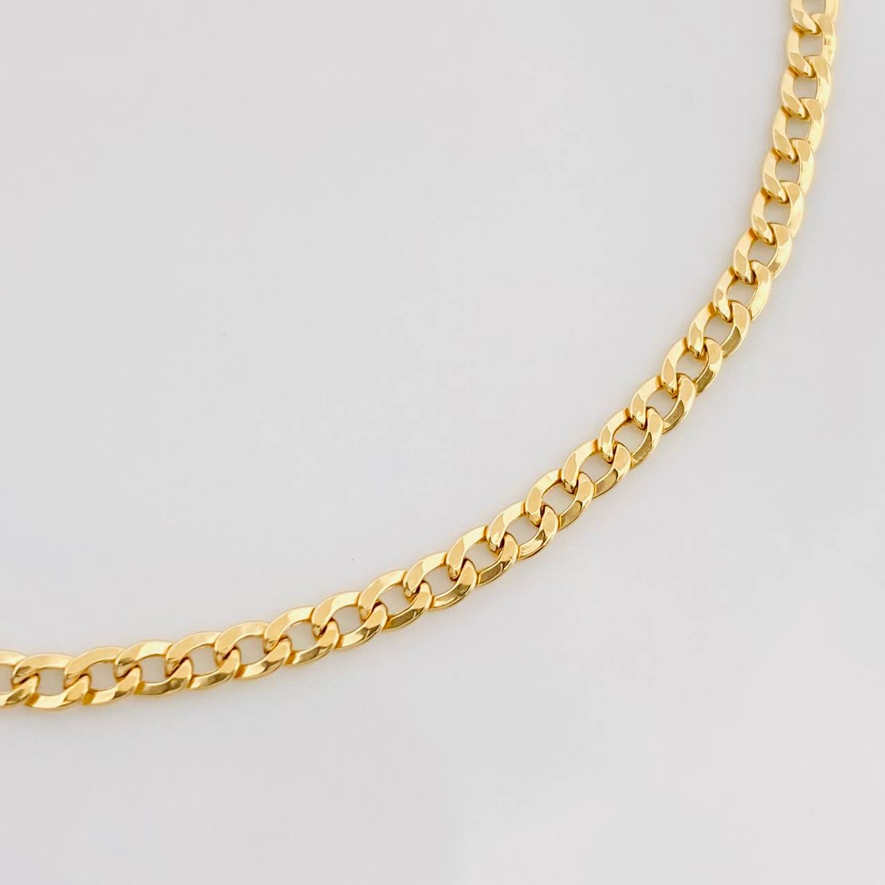 Cuban Links Bracelet 1.05g / 7 1/2 in / 2.5mm Yellow Gold 18K