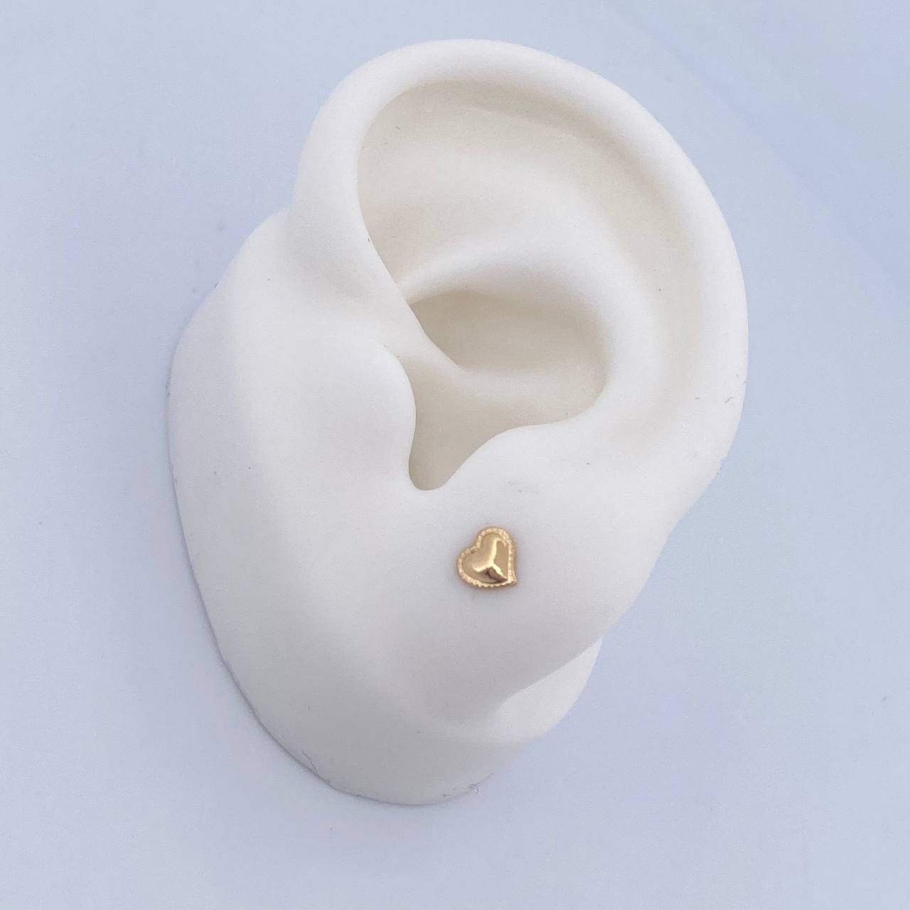 Stud Earrings Heart 0.5gr / Yellow Gold Dotted 18K $
